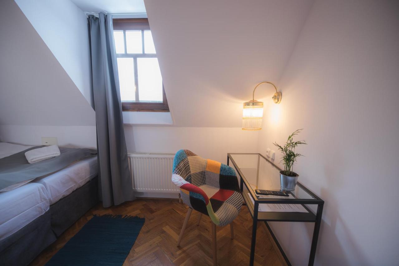 Hotel Petrin Jablonec nad Nisou Eksteriør bilde