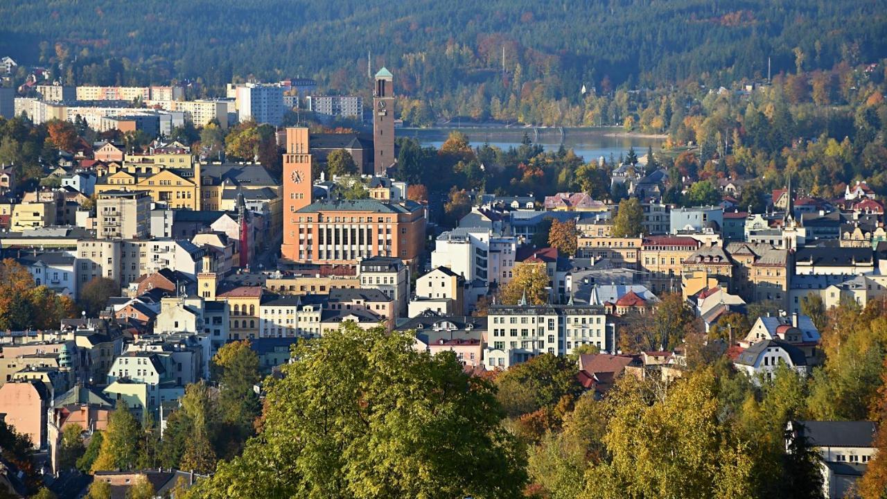 Hotel Petrin Jablonec nad Nisou Eksteriør bilde